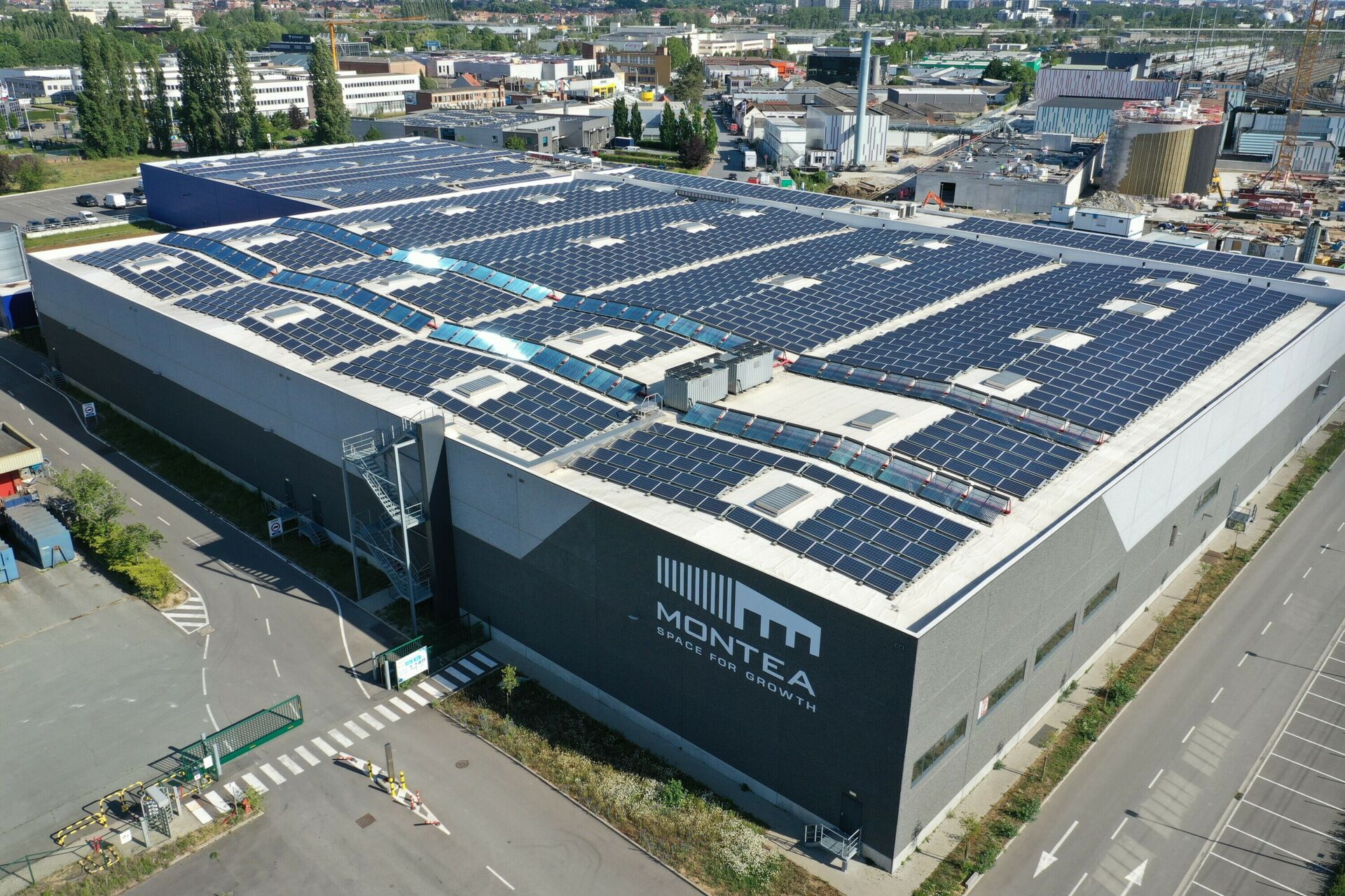 P027 BE Vorst Humaniteitslaan Drone