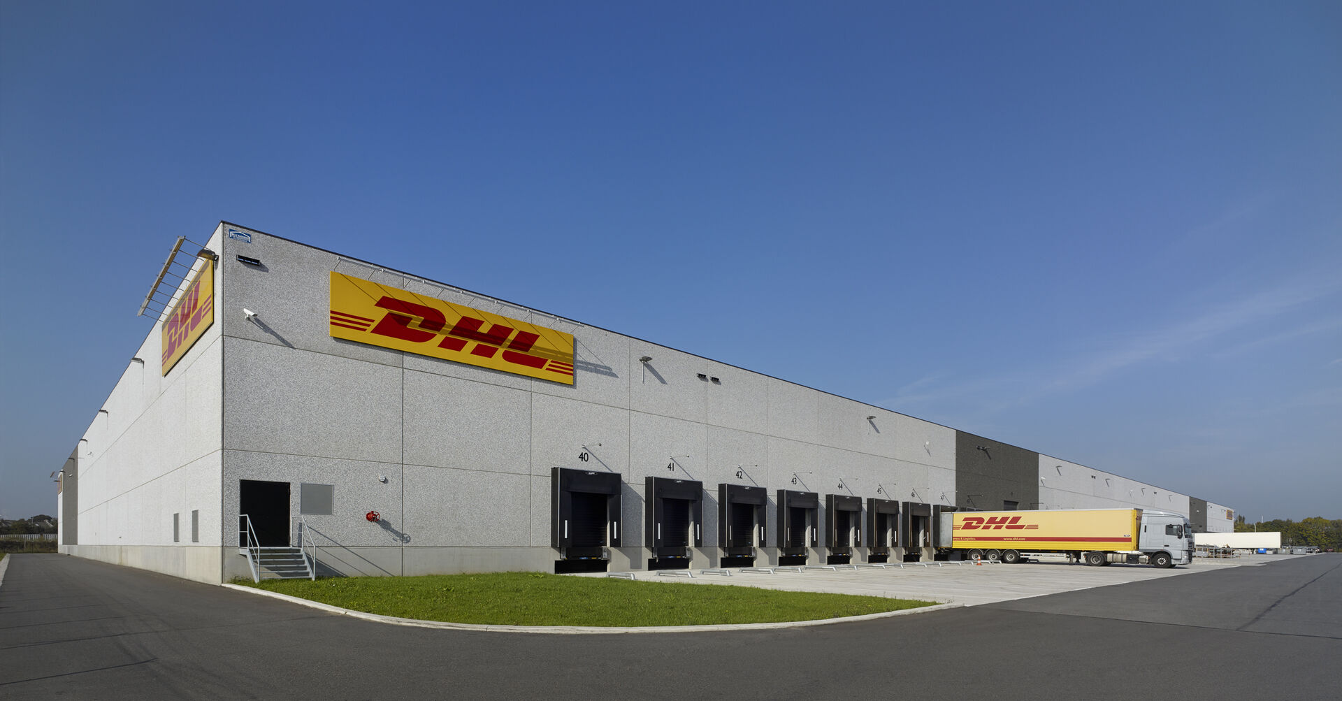 Brucargo 830 DHL 2