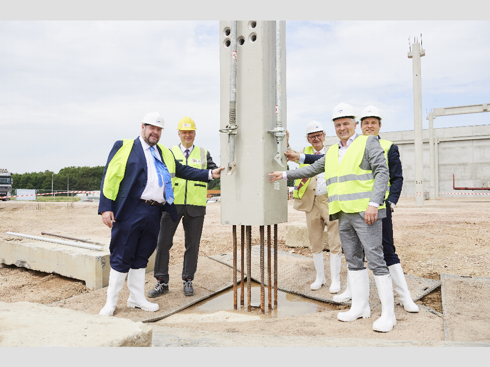 Wfs brucargo eerste paal 2
