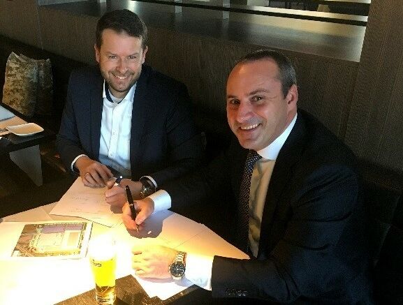 20170313 ondertekening